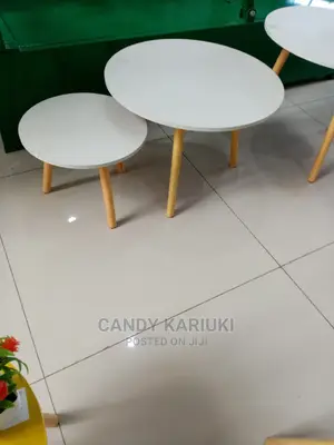 White Aemes Table Set