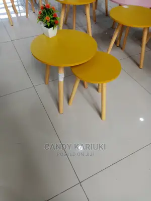 Yellow Aemes Table Set
