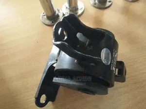 Honda Fit GE6 Left Engine Mount