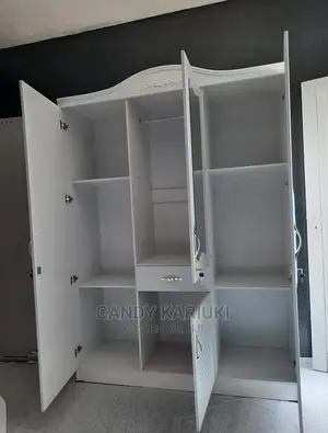 Spacious 3 Door Wardrobe