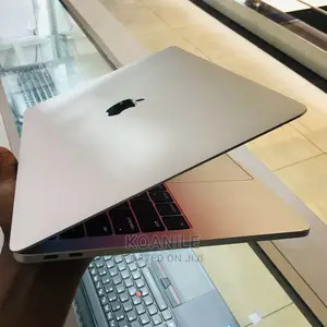 Laptop Apple MacBook 2016 8GB Intel Core I5 SSD 256GB
