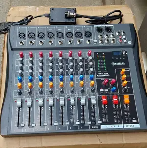 8 Channel Yamaha Plain Mixer