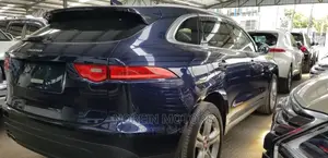 Jaguar F-Type 2017 Blue