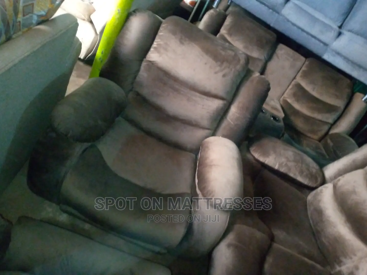 Top Quality Classic Sofasets