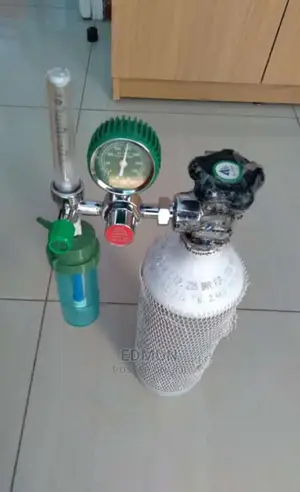 2.2 Litre Full Oxygen Gas Cylinder With Gauge