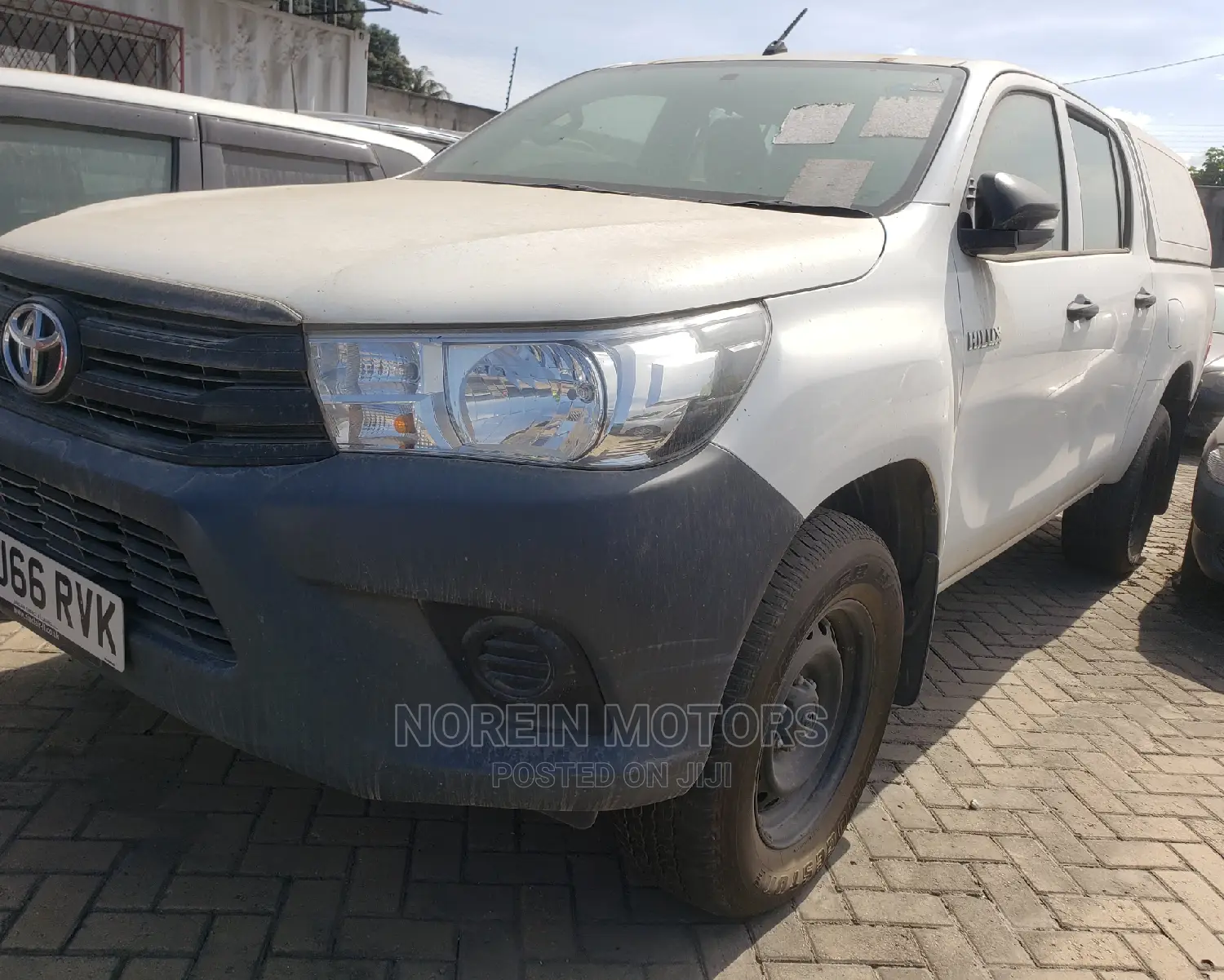 Toyota Hilux 2016 White