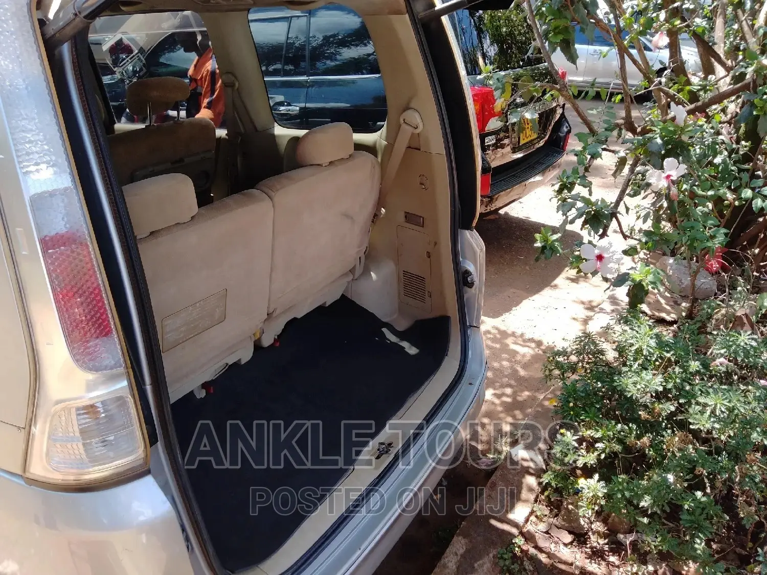 8 Seater Car Hire Self Drive