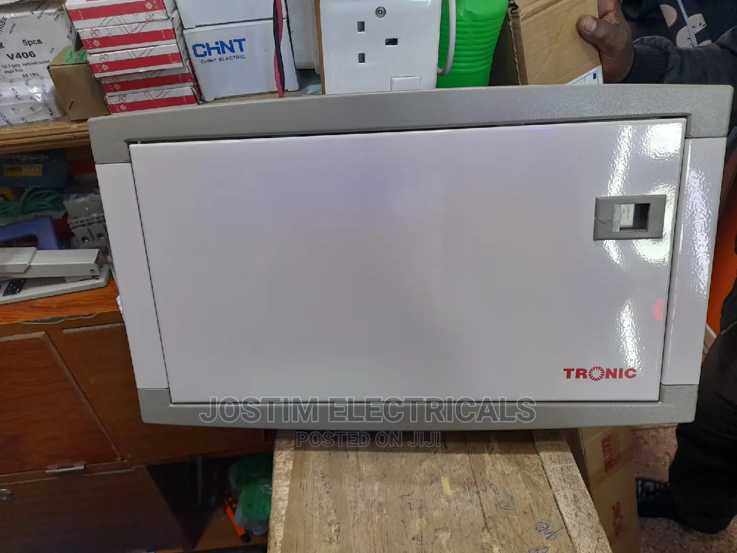 16ways Consumer Unit