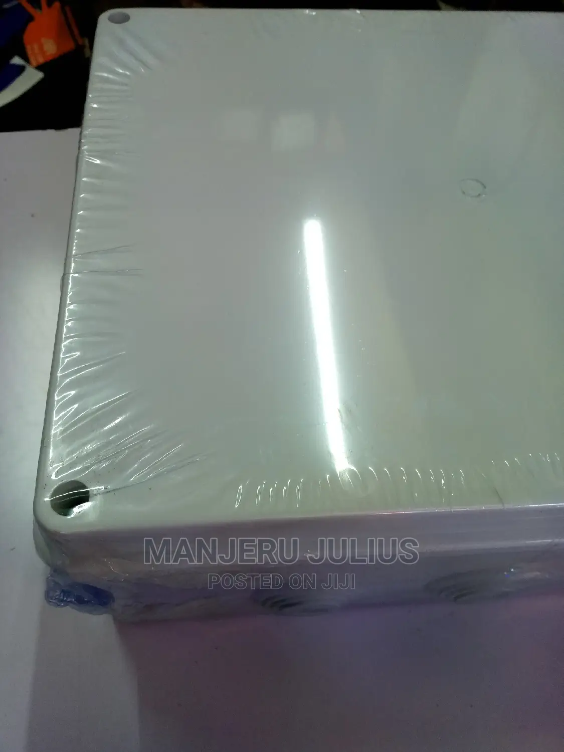 300*250 Adaptor Box