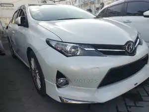 Toyota Auris 2015 White
