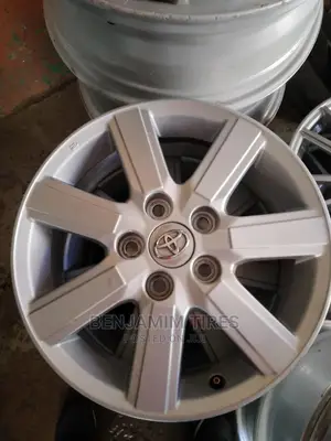 Clean Original Rims Size 16 Inch Set 5 Holes.