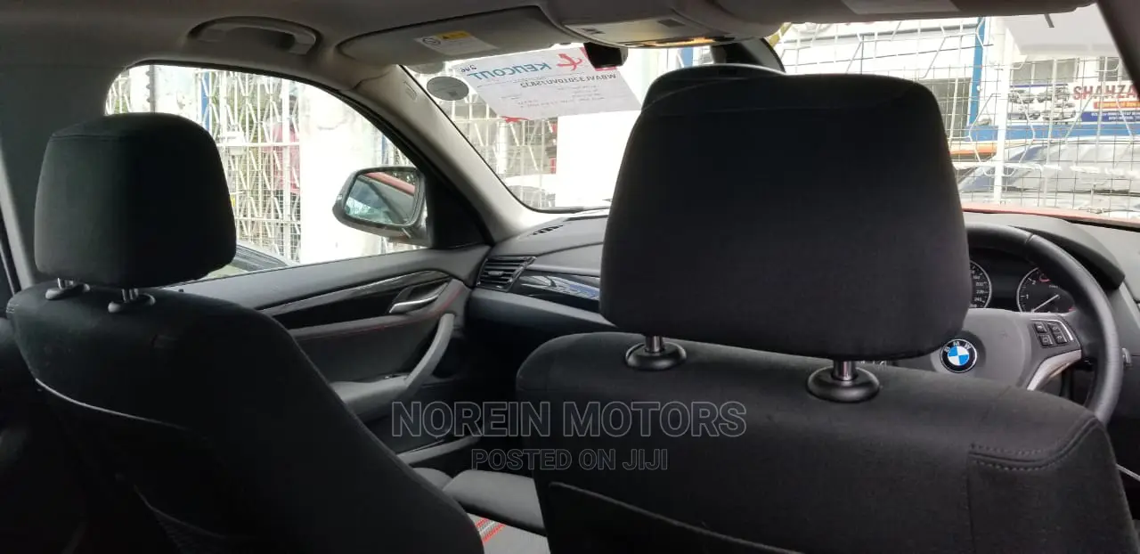 BMW X1 2015 Orange