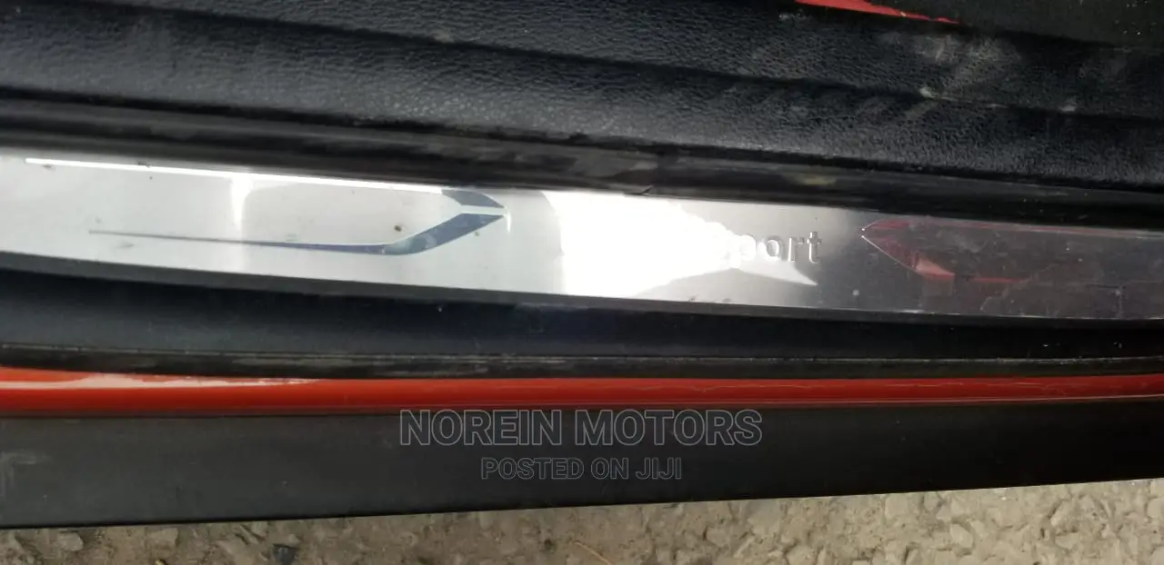 BMW X1 2015 Orange