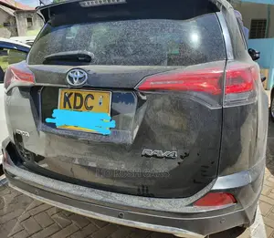 2015 Toyota RAV4 Black - Spacious and Comfortable