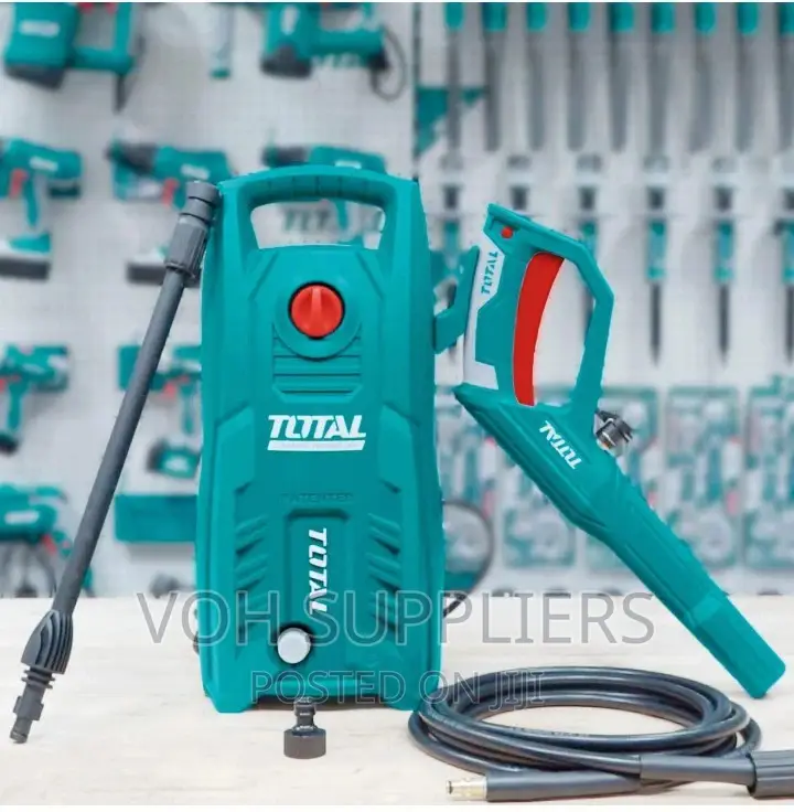 TOTAL 1400-Watt High Pressure Washer 130bar.
