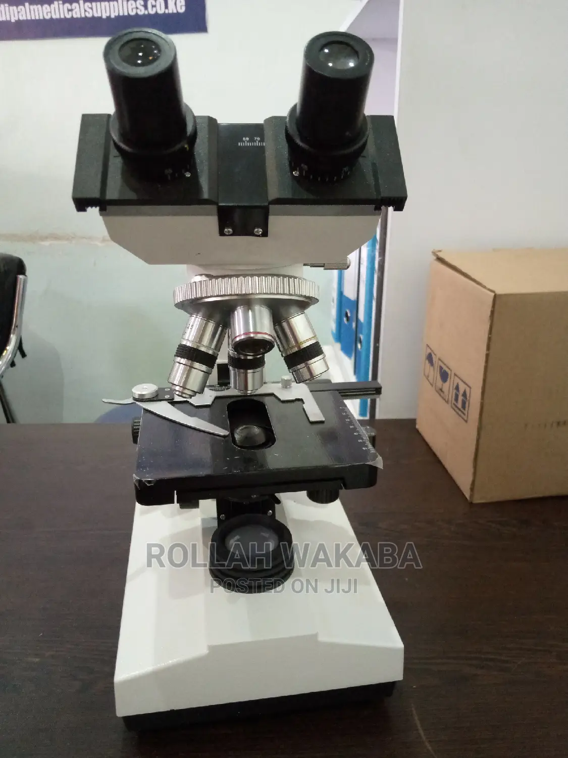 Microscope