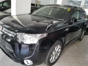 Mitsubishi Outlander 2015 Black