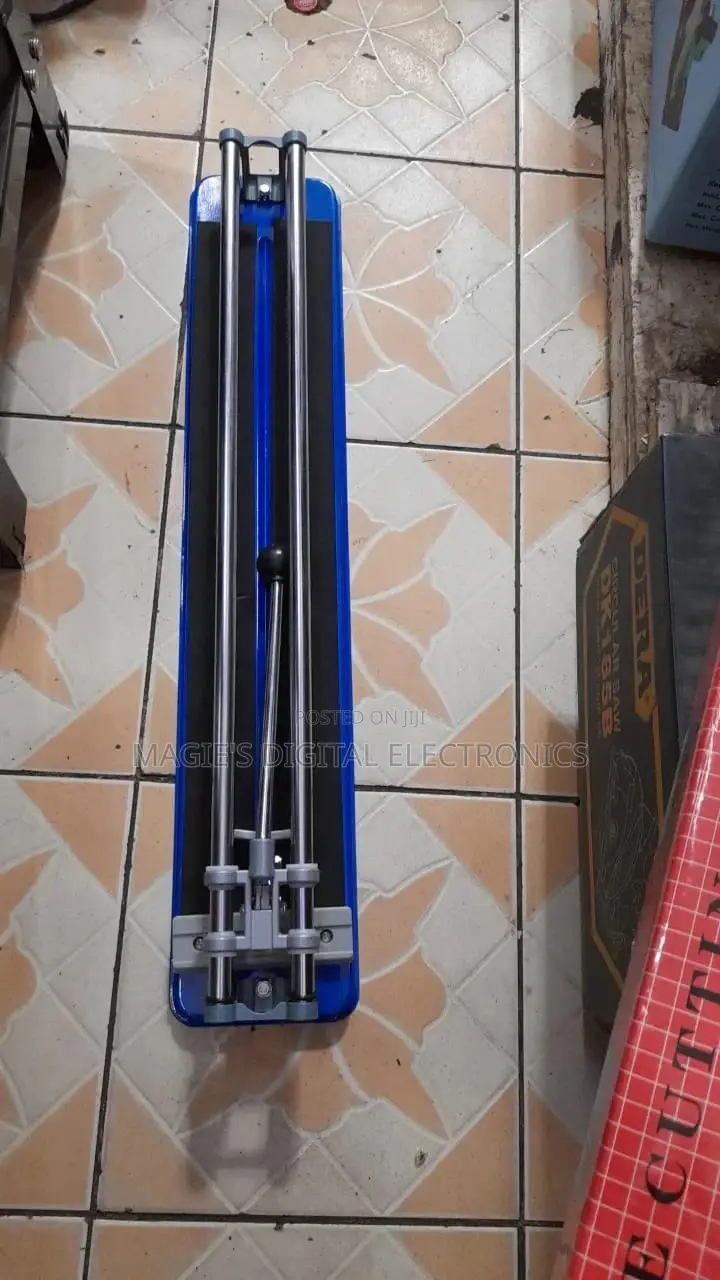 Tile Cutter Machine