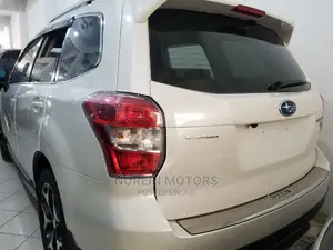 Subaru Forester 2014 Pearl