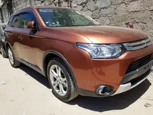 Used Brown Mitsubishi Outlander 2015: Perfect for Daily Commute