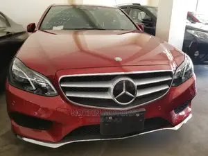 Mercedes-Benz E250 2014 Red