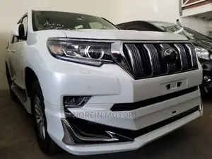 Toyota Land Cruiser Prado 2017 White