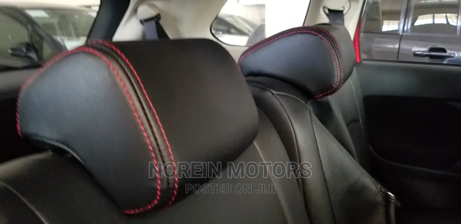 Mitsubishi Outlander 2015 Red