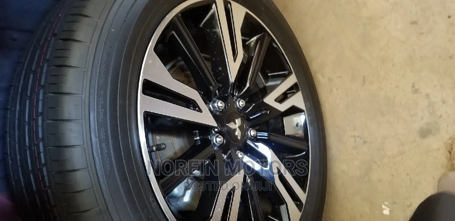 Mitsubishi Outlander 2015 Red