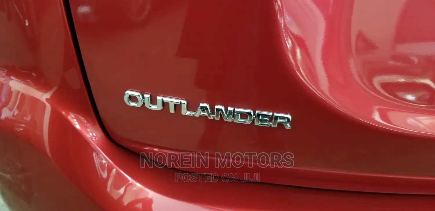 Mitsubishi Outlander 2015 Red