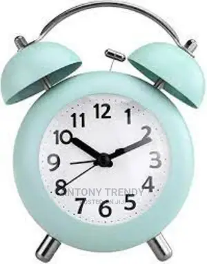 Old Fashioned Bedside Vintage Alarm Clock