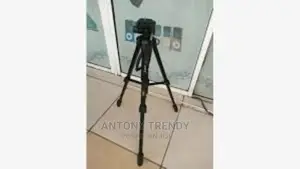 JMARY Kp-2264 Tripod With Monopod Feature. Professional Trip