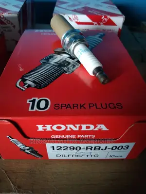 Iridium DILFR6F11G Honda Genuine Spark Plugs.