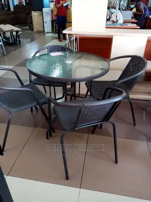 Elegant 4 Seater Outdoor Set