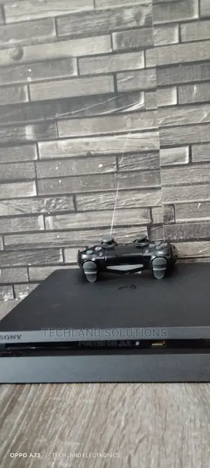 Slim. Ps4 , 500gb Storage , Pad All Cables