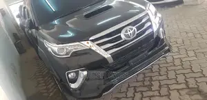 Toyota Fortuner 2014 Black