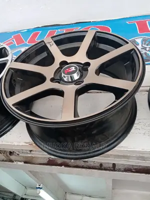 14inch Rims Normal Ones With No Offset