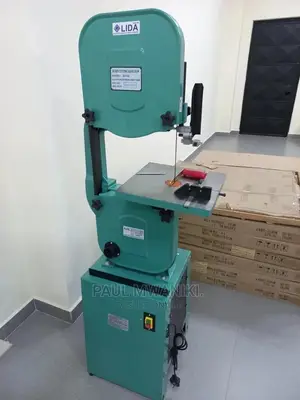 Lida Wood Cutting Band Saw.