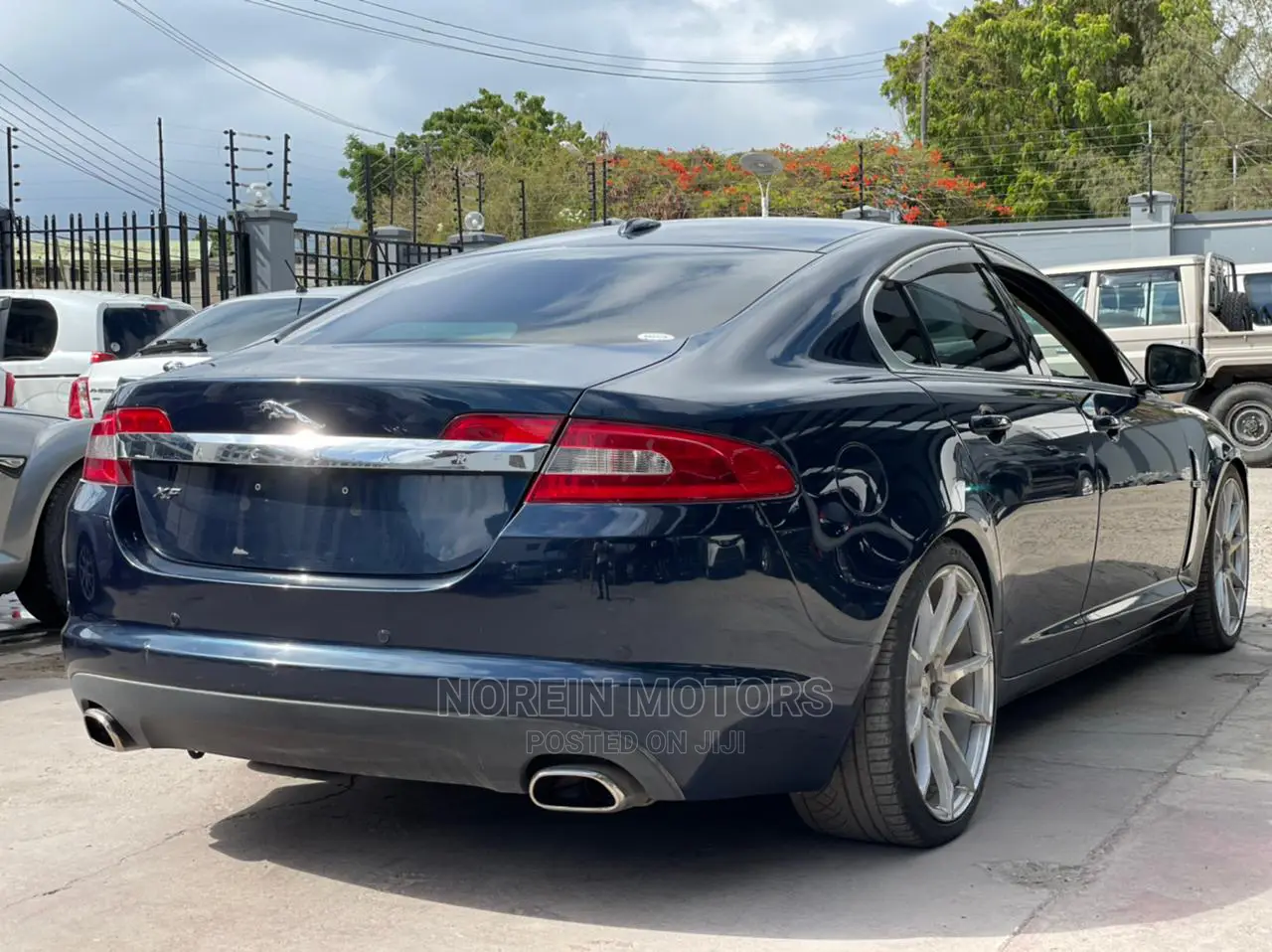 Jaguar XF 2014 Blue