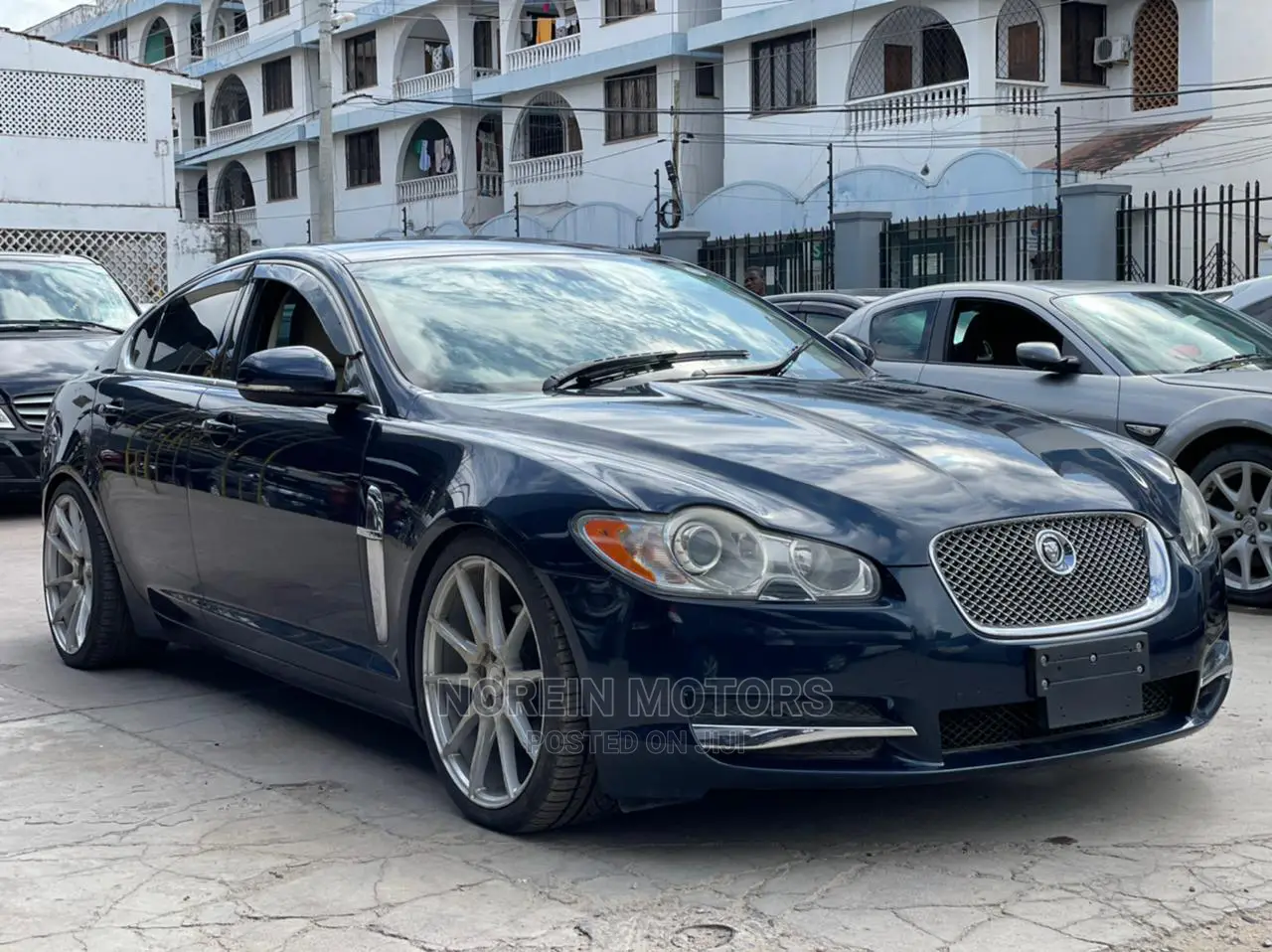 Jaguar XF 2014 Blue