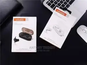 Black JBL TWS 4