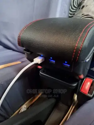 Amrest Consoles Box With 7 Usb Ports