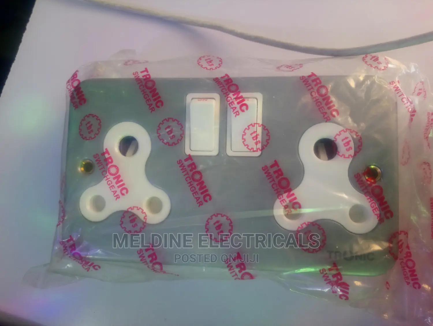 15A Metal Twin Socket.