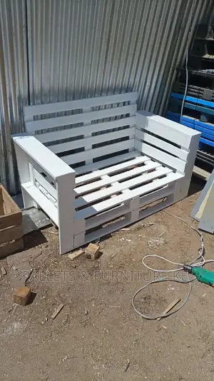 2 Seater Pallet Sofa