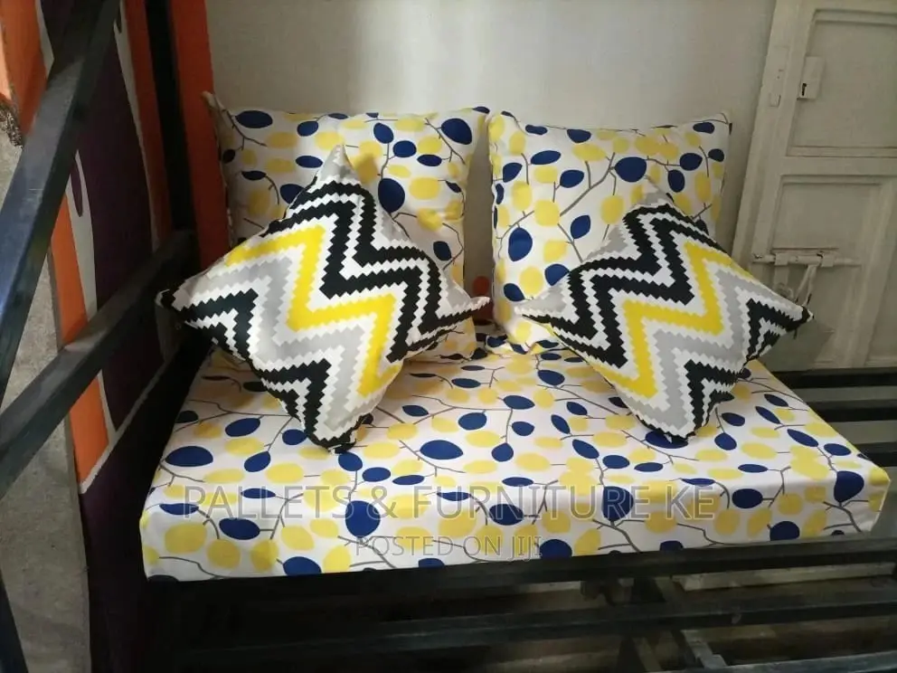 2 Seater Pallet Sofa
