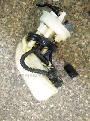 Fuel Pumps for Honda Airwave and Stream.