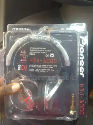 Headphone Studio