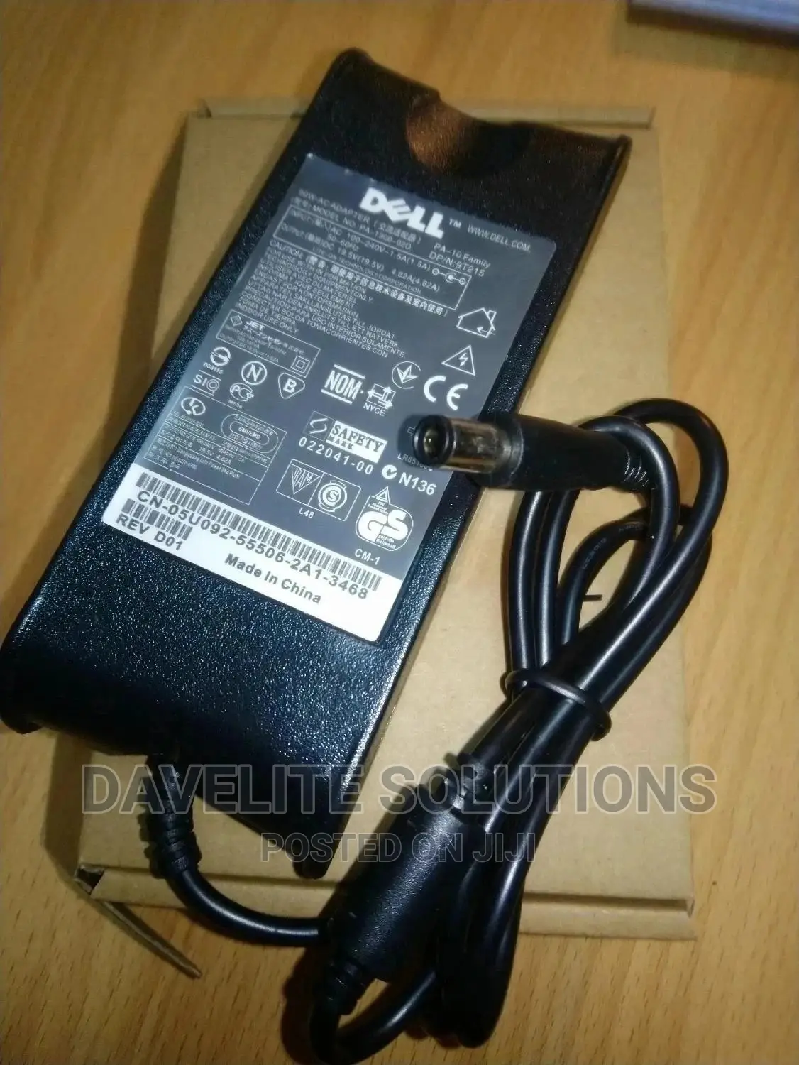 Dell Laptop Charger. Pa 1900 02D. 19.5V 4.62A 90W