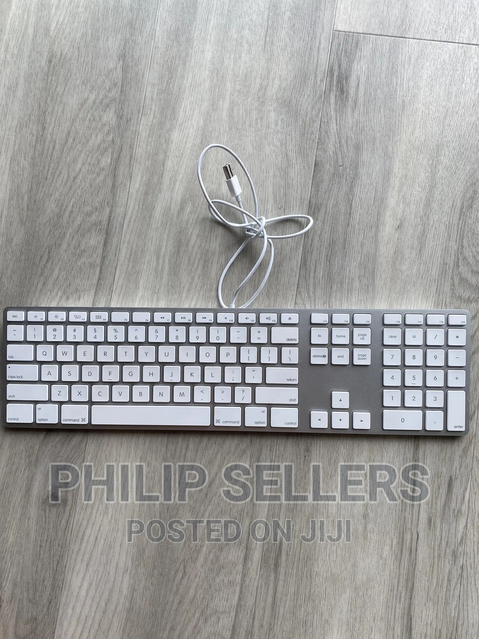Original Apple Aluminum Wired USB Keyboard