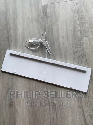 Original Apple Aluminum Wired USB Keyboard