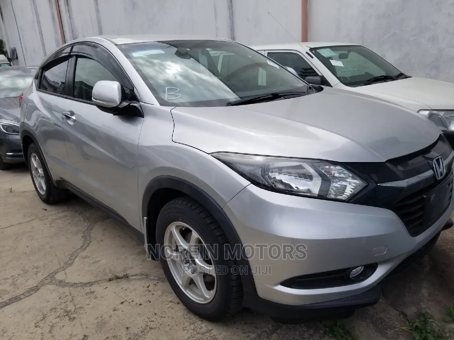 Honda Vezel 2014 Silver